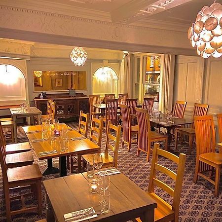 The White Hart Hotel Whitchurch  Exterior photo