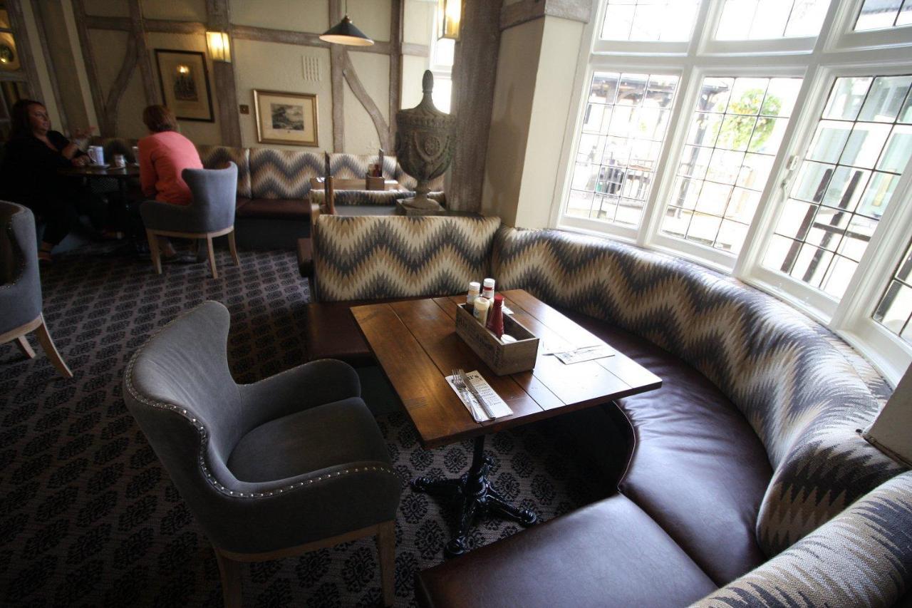 The White Hart Hotel Whitchurch  Exterior photo